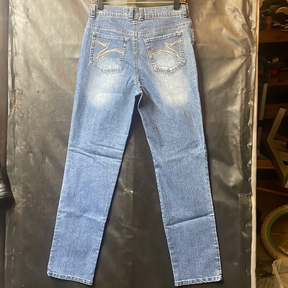 Vintage 90s Gloria Vanderbilt Mom jeans! Size 8